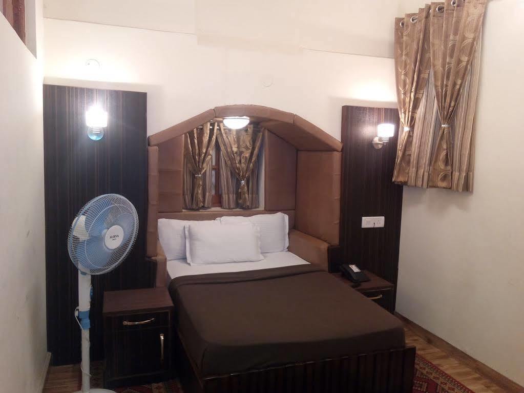 Torrentium Lodge Σίμλα Εξωτερικό φωτογραφία